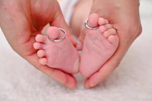 灯塔宝宝睡着了委屈的抽泣